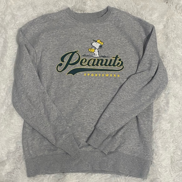 grey crewneck sweatshirt - Picture 2 of 7